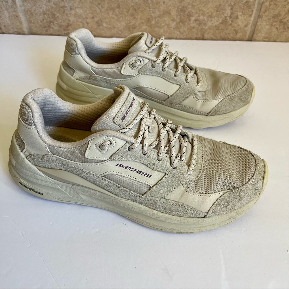 Skechers Air-Cooled Memory Foam Beige Woman’s Sz 9.5 Leather/Textile Sneakers